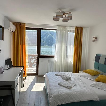 Bed and Breakfast Bliss Дубова Екстер'єр фото