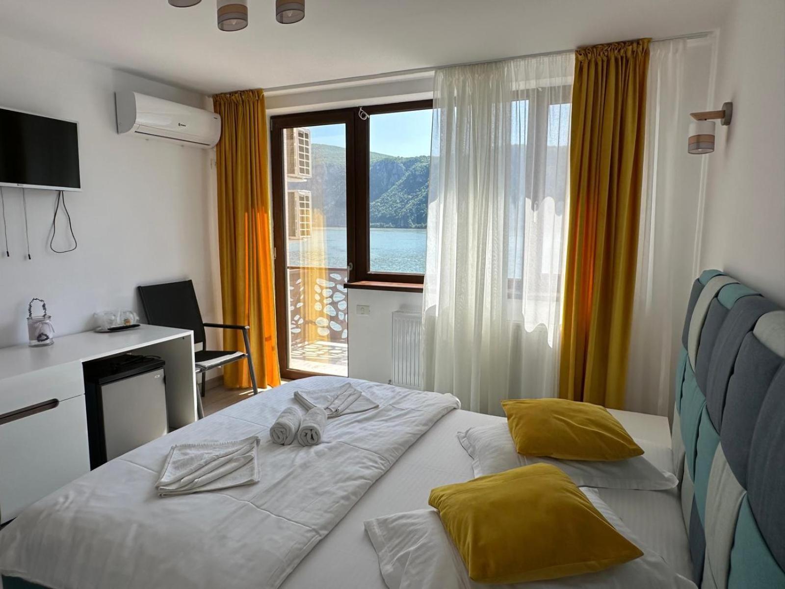 Bed and Breakfast Bliss Дубова Екстер'єр фото
