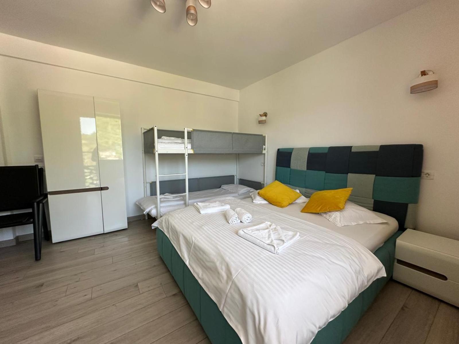 Bed and Breakfast Bliss Дубова Екстер'єр фото