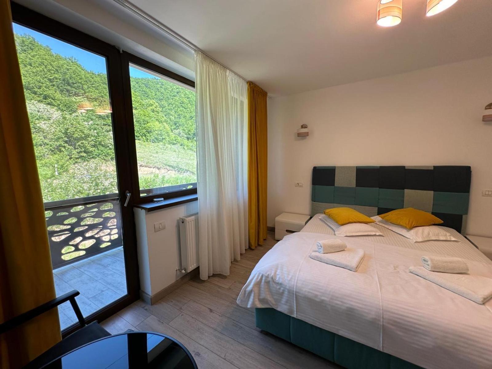 Bed and Breakfast Bliss Дубова Екстер'єр фото